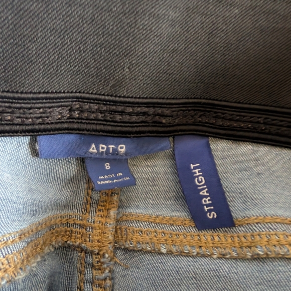 Apt. 9 Women's Straight Jeans in Denim Blue - Picture 3 of 4